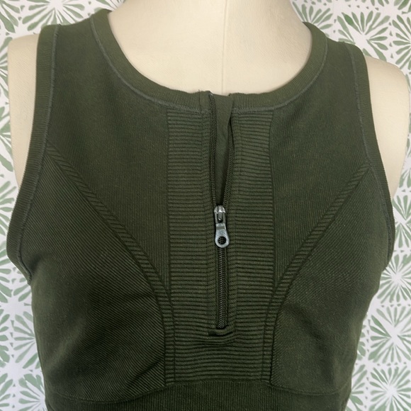 OFFLINE by Aerie sports bra - Picture 2 of 4